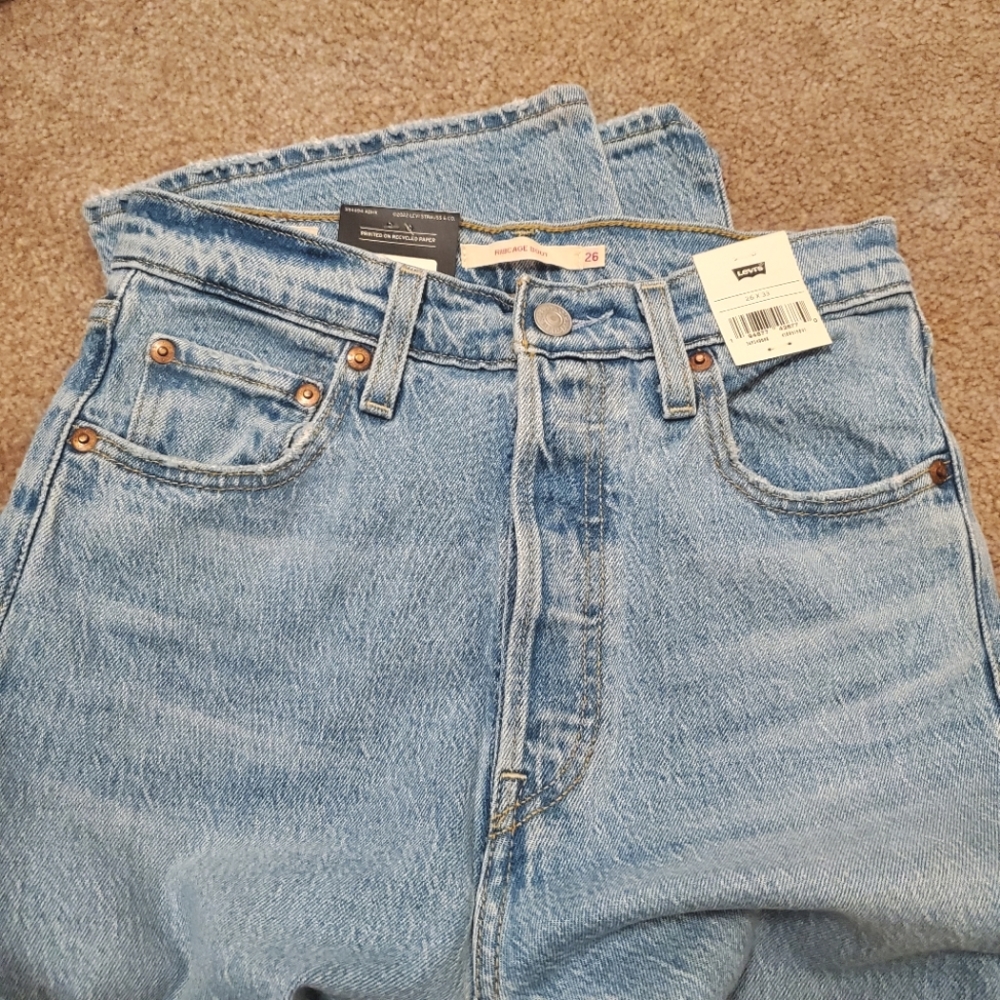 Levi's Ribcage Flare Bootcut  Jeans - Picture 12 of 13